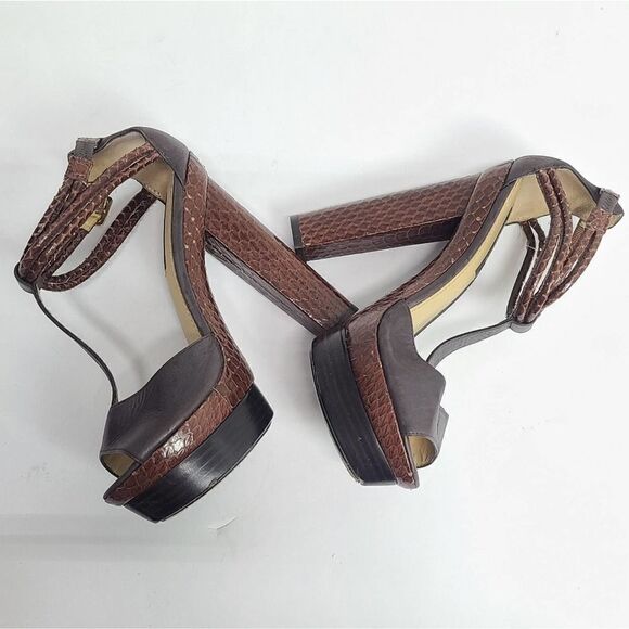 Rachel Zoe LeatherĀ Animal Print T-Strap SandalsāSizeā7.5 - Picture 5 of 8